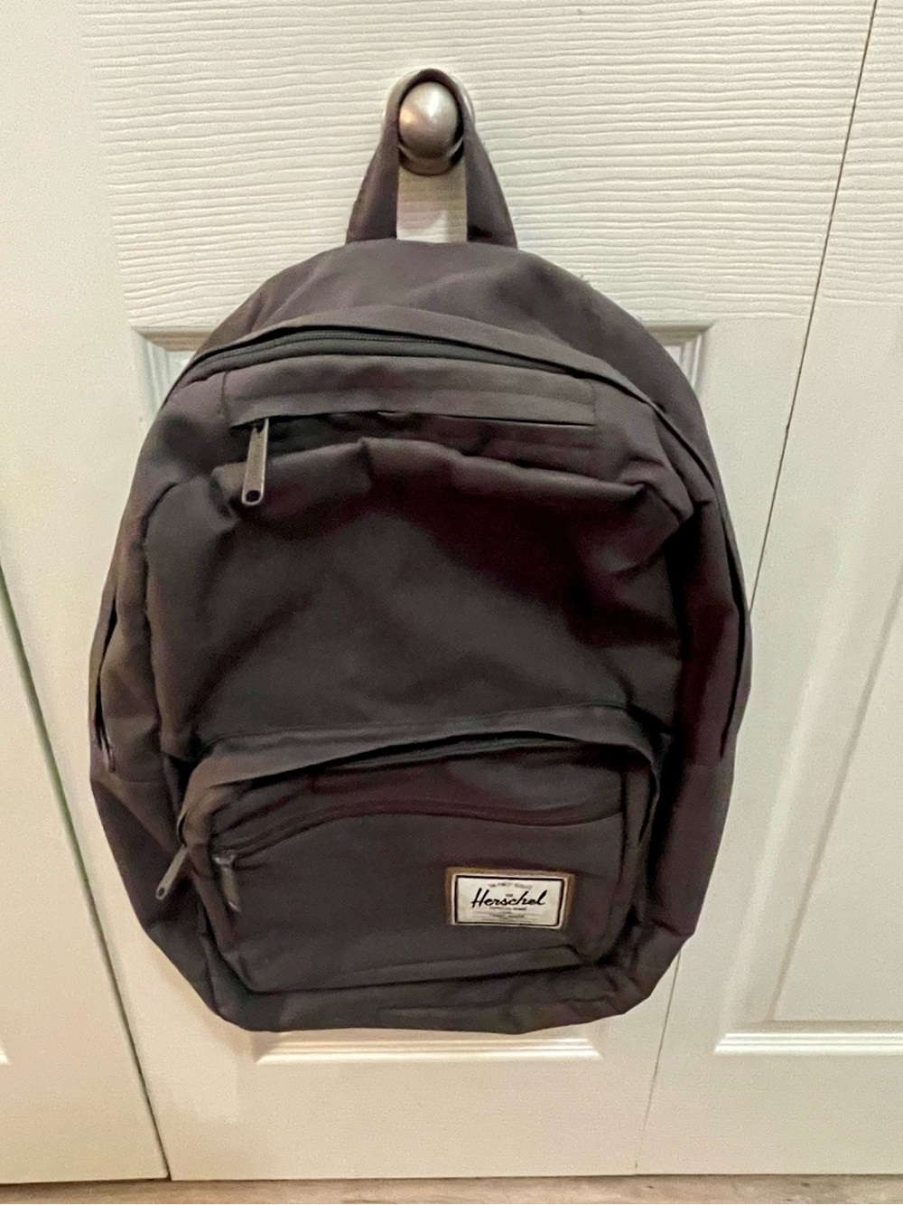 Herschel Supply Company Grey Men's Backpack with Front Pocket